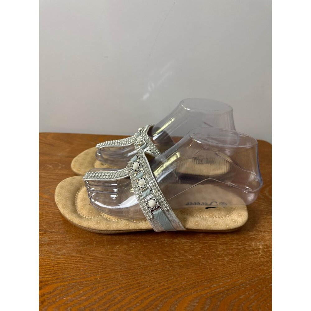 Forever Clista Women's Jewel Footbed T-Strap Sandal  Bling Size 6.5” Sk 2832